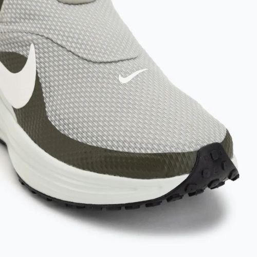 Buty do biegania męskie Nike Revolution 8 EasyOn spruce fog/cargo khaki/spruce aura/sail