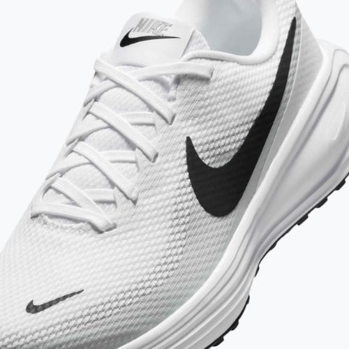 Кросівки для бігу жіночі Nike Revolution 8 Extra Wide white/pure platinum/black