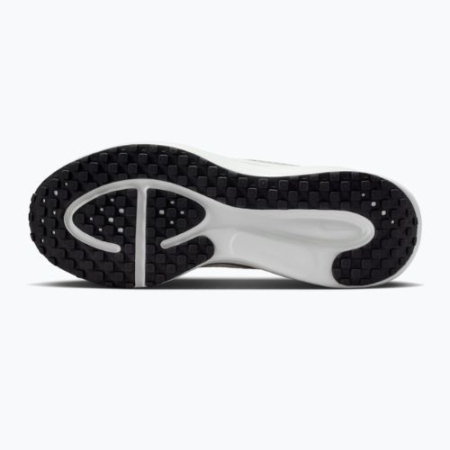 Кросівки для бігу чоловічі Nike Revolution 8 cargo khaki/spruce aura/spruce fog/sail