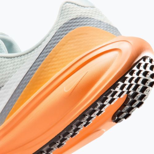 Кросівки для бігу чоловічі Nike Revolution 8 off white/wolf grey/topaz gold/white