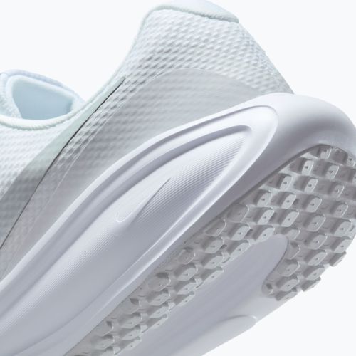 Кросівки для бігу чоловічі Nike Revolution 8 white/pure platinum