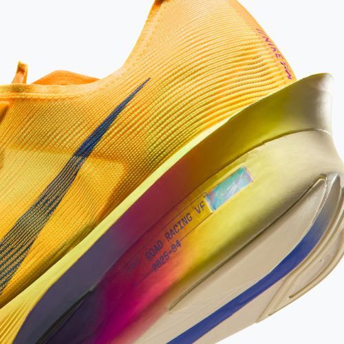 Кросівки для бігу чоловічі Nike Vaporfly 4 citron pulse/laser orange/indigo burst