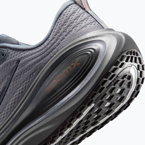 Кросівки для бігу чоловічі Nike Vomero Plus cool grey/safety orange/black