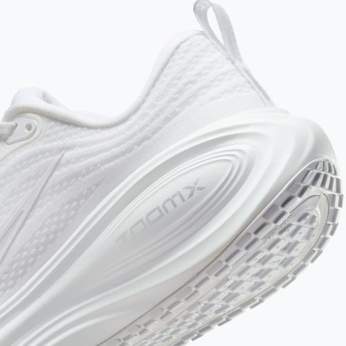 Кросівки для бігу жіночі Nike Vomero Plus white/photon dust/summit white