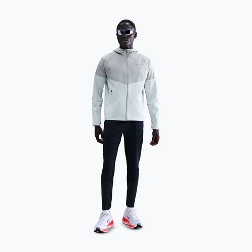 Куртка для бігу чоловіча Nike Miler Repel Winterized pure platinum
