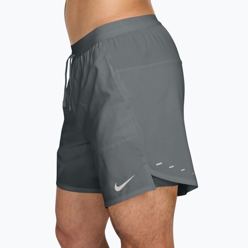 Шорти для бігу чоловічі Nike Stride Dri-Fit 2in1 7" smoke grey