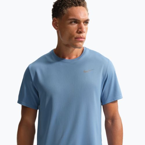 Чоловіча бігова футболка Nike Miler Dri-Fit UV work blue