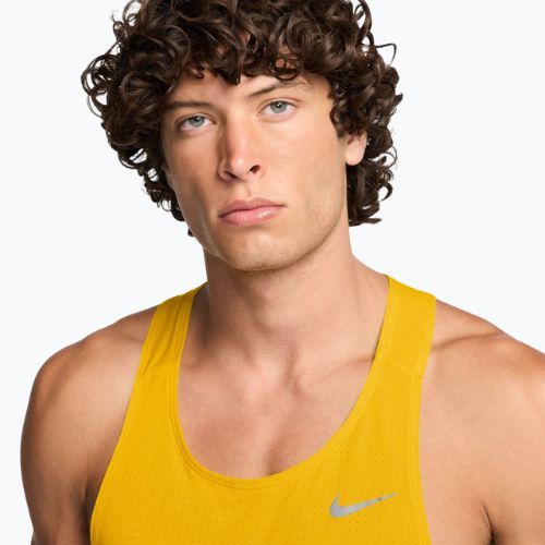 Чоловіча бігова футболка Nike Fast Dri-Fit laser orange