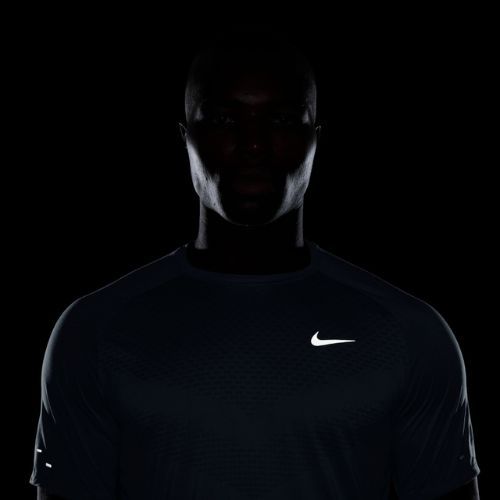 Футболка для бігу чоловіча Nike Stride ADV light armory blue