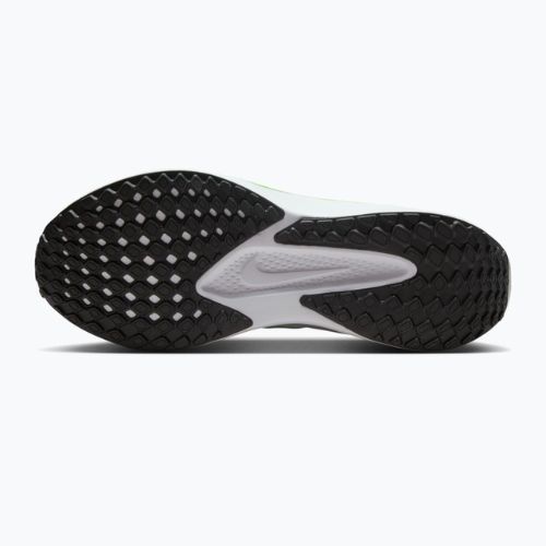 Кросівки для бігу чоловічі Nike Quest 6 white/green strike/glacier blue/black