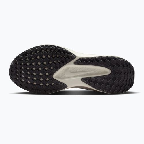 Жіночі бігові кросівки Nike Quest 6 white/sail/chalk/white