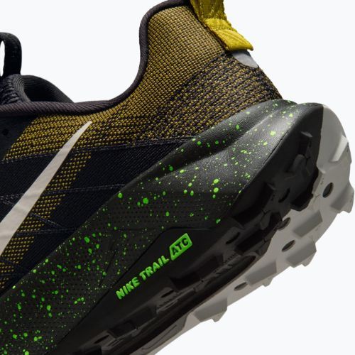 Жіночі бігові кросівки Nike Wildhorse 10 black/peat moss/volt ice/phantom