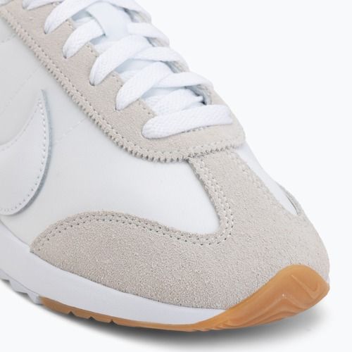 Жіноче взуття Nike Pacific white/safety orange/white