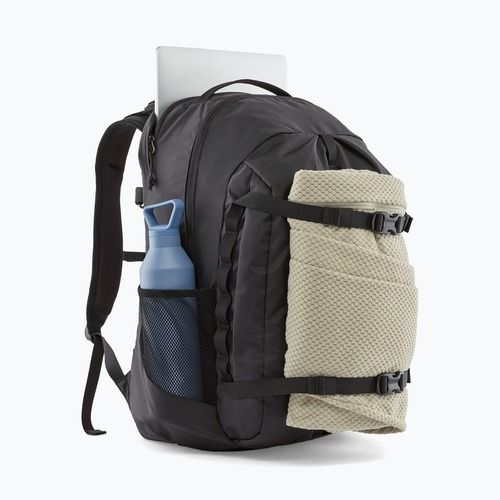 Рюкзак туристичний Patagonia Refugio Day 32 л black