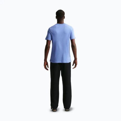 Футболка чоловіча Nike Sportswear royal pulse