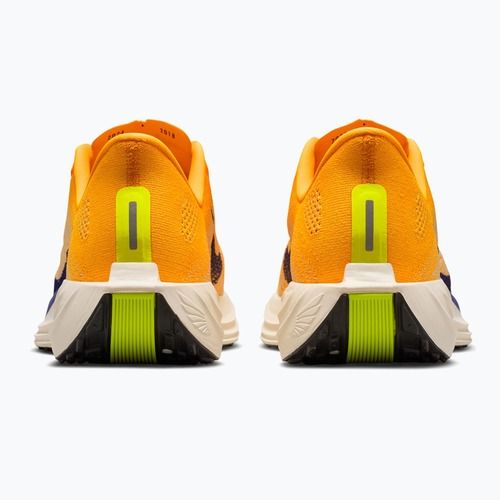 Кросівки для бігу чоловічі Nike Pegasus Plus laser orange/alabaster/sail/indigo burst