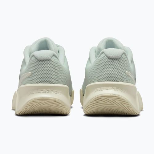 Жіноче тенісне взуття Nike GP Challenge Pro steam/barely green/sea glass/white