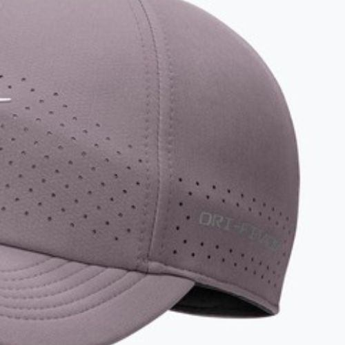 Кепка Nike Dri-Fit ADV Club light violet ore/white