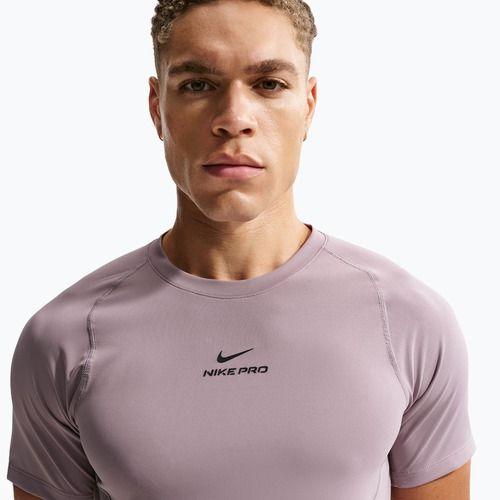 Футболка для тренувань чоловіча Nike Pro Training Dri-Fit light violet ore/black