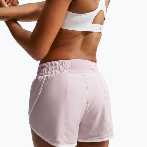 Шорти для тренувань жіночі Nike One Woven Brief-Lined platinum violet/sail
