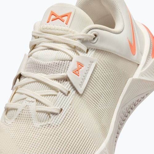 Кросівки для тренувань жіночі Nike Metcon 10 sail/phantom/ice peach/orange pulse