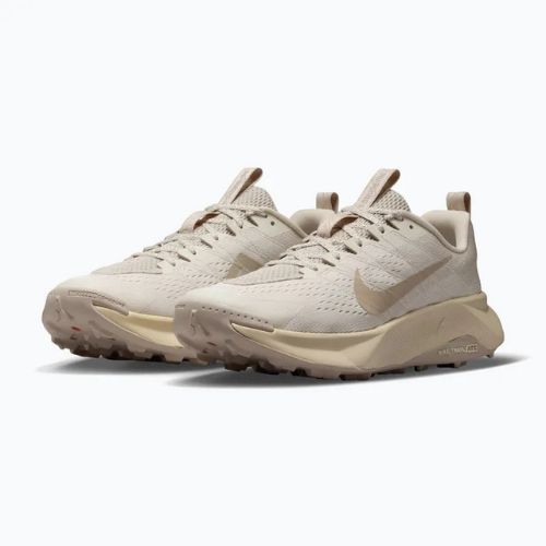 Кросівки для бігу чоловічі Nike Wildhorse 10 light orewood brown/safety orange/cream li