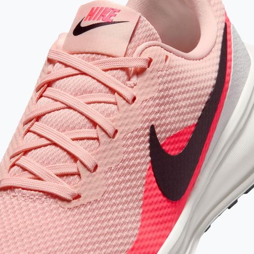 Кросівки для бігу жіночі Nike Revolution 8 arctic orange/white/flash crimson/black