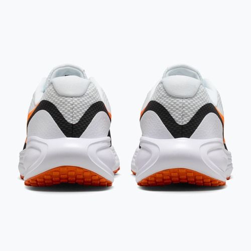 Кросівки для бігу чоловічі Nike Revolution 8 off white/white/black/total orange