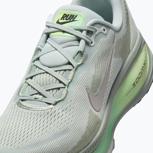 Кросівки для бігу чоловічі Nike Vomero 18 light silver/barely volt/college grey