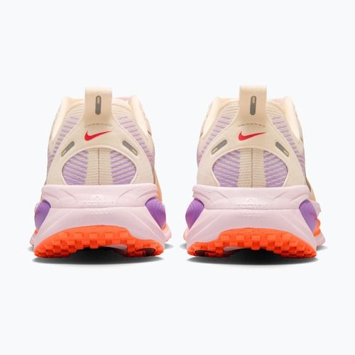 Кросівки для бігу жіночі Nike Vomero 18 chalk/pink foam/bright violet/tattoo