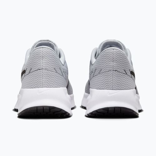 Кросівки для бігу чоловічі Nike Run Defy wolf grey/white/iron grey/black