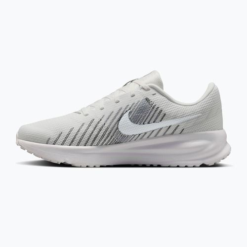 Кросівки для бігу чоловічі Nike Run Defy summit white/white/black/metallic silver