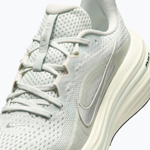 Кросівки для бігу жіночі Nike Winflo 12 off white/barely green/metallic silver