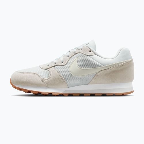 Взуття жіноче Nike MD Runner 2 photon dust/white/gum med brown/sail