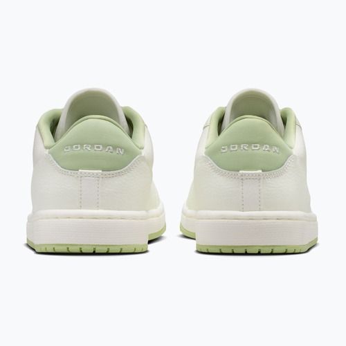 Взуття жіноче Nike Jordan Court Connect Low sail/olive aura