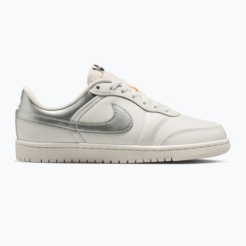 Жіноче взуття Air Jordan Skyline Low swan/black/metallic silver