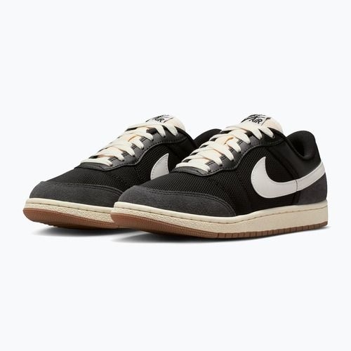 Жіноче взуття Air Jordan Skyline Low black/sail/gum med brown/summit white