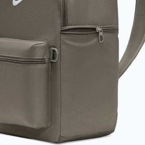 Рюкзак міський Nike Heritage 23 l light army/white