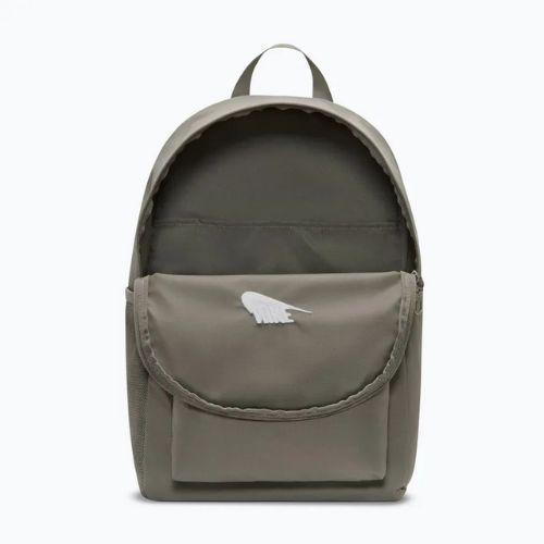 Рюкзак міський Nike Heritage 23 l light army/white