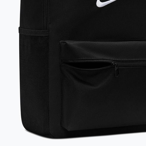 Рюкзак міський Nike Heritage 23 l black/white