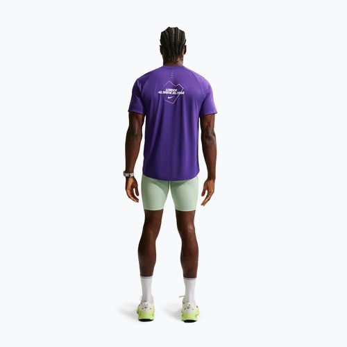 Футболка для бігу чоловіча Nike Stride Dri-Fit ADV court purple