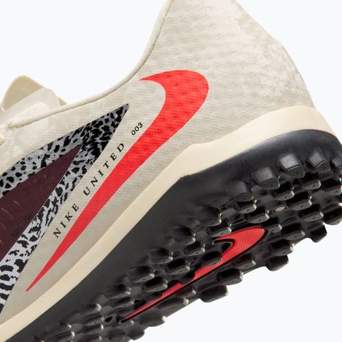 Кросівки футбольні чоловічі Nike United Phantom 6 Low Academy TF burgundy crush/fossil/university red