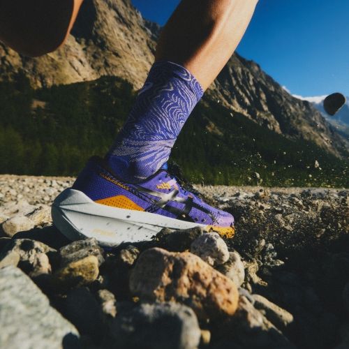 Кросівки для бігу жіночі ASICS Trabuco Max 5 amethyst/black