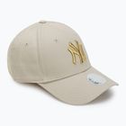 Жіноча бейсболка New Era Metallic Logo 9Forty New York Yankees світло-бежева