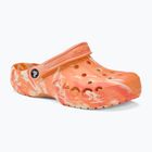 Жіночі шльопанці Crocs Marbled Clog fresco/multi