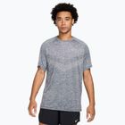 Футболка для бігу чоловіча Nike Stride ADV thunder blue / heather