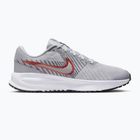 Кросівки для бігу чоловічі Nike Run Defy wolf grey / bright crimson / black / white
