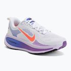 Кросівки для бігу жіночі Nike Vomero 18 white/violet mist/sapphire/hot lava