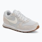 Взуття жіноче Nike MD Runner 2 photon dust/white/gum med brown/sail