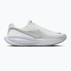 Кросівки для бігу чоловічі Nike Revolution 8 summit white/white/metallic silver